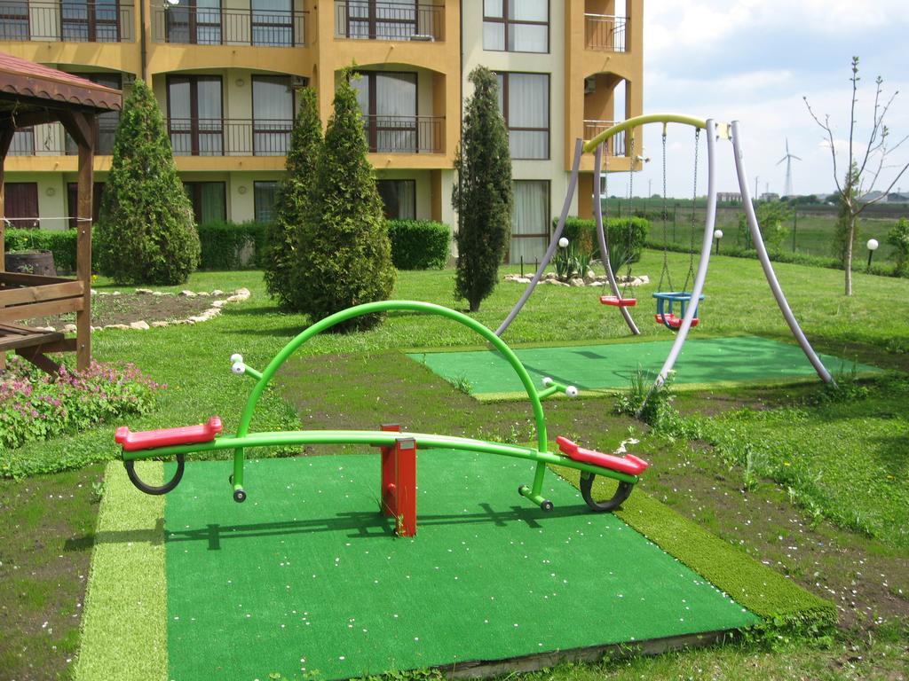 Chateau Aheloy Hotel Pomorie Esterno foto