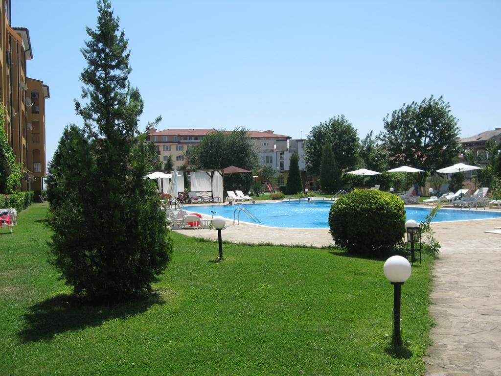 Chateau Aheloy Hotel Pomorie Esterno foto