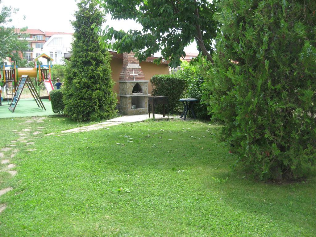 Chateau Aheloy Hotel Pomorie Esterno foto