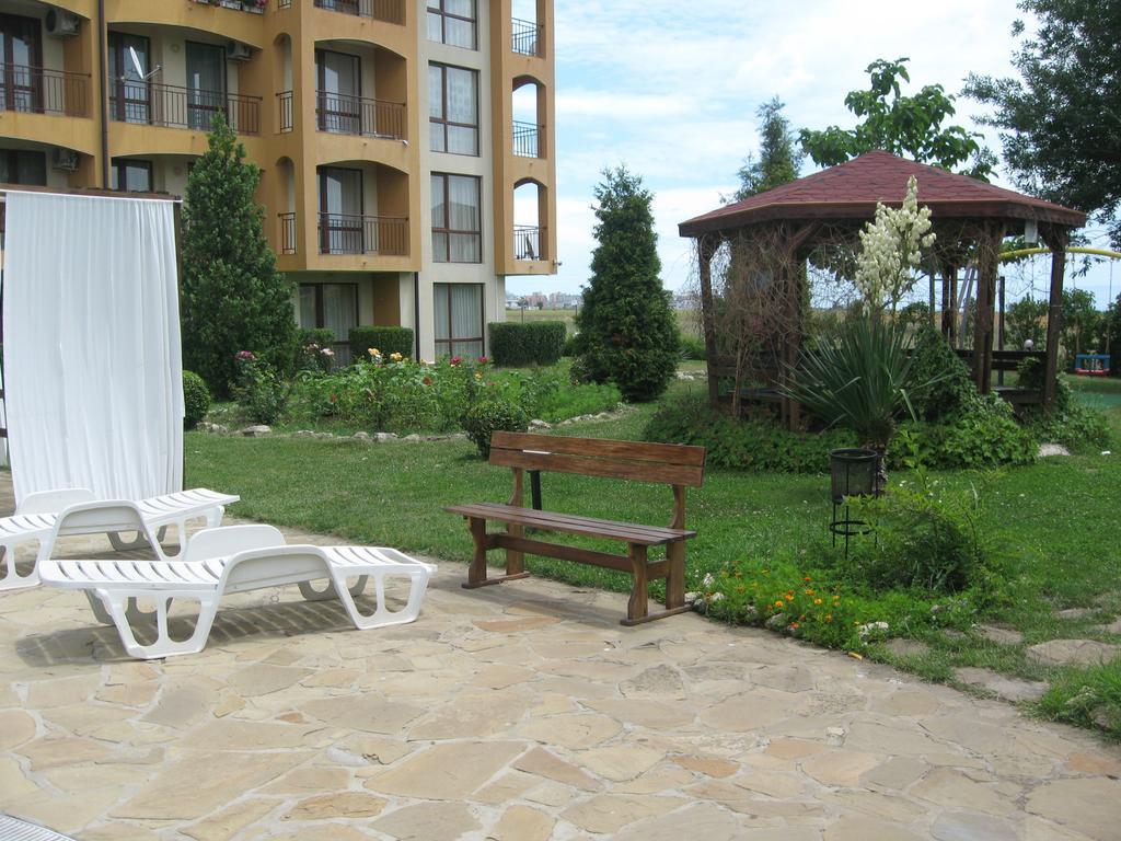Chateau Aheloy Hotel Pomorie Esterno foto